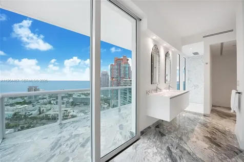 1000 S Pointe Drive Miami Beach FL 33139