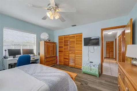 9412 SW 184th Terrace Cutler Bay FL 33157