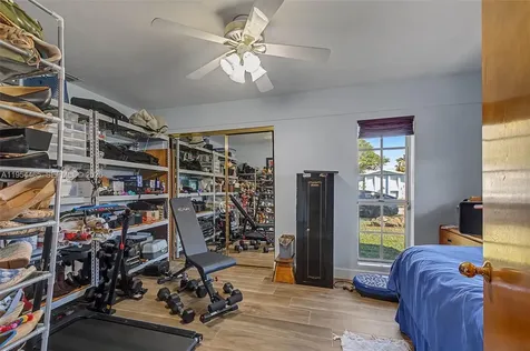 9412 SW 184th Terrace Cutler Bay FL 33157
