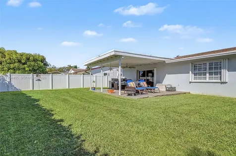9412 SW 184th Terrace Cutler Bay FL 33157