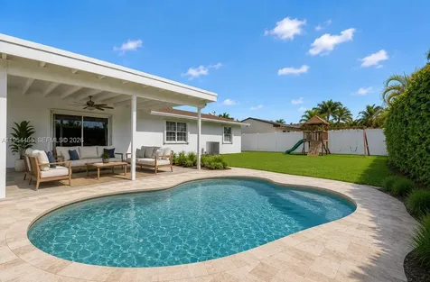 9412 SW 184th Terrace Cutler Bay FL 33157