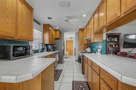 9412 SW 184th Terrace Cutler Bay FL 33157