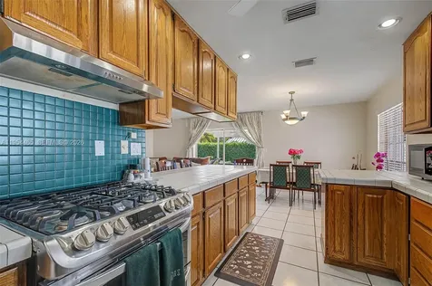 9412 SW 184th Terrace Cutler Bay FL 33157