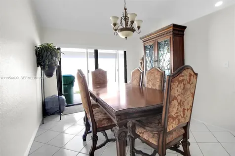 15113 NW 91st Court Miami Lakes FL 33018