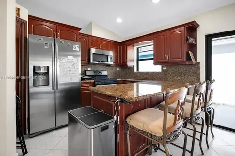 15113 NW 91st Court Miami Lakes FL 33018