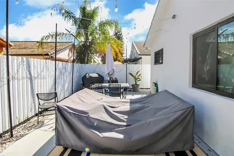 15113 NW 91st Court Miami Lakes FL 33018