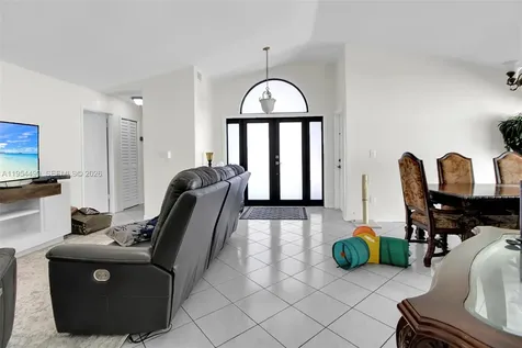 15113 NW 91st Court Miami Lakes FL 33018