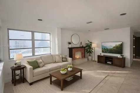 2217 SW 11th Street Miami FL 33135