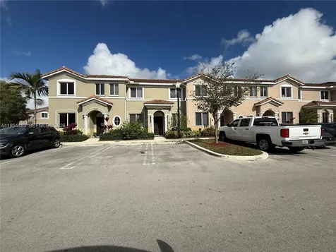 1043 SE 24th Avenue Homestead FL 33035