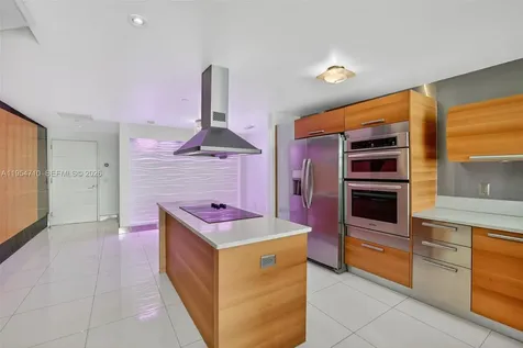 2950 NE 188th Street Aventura FL 33180