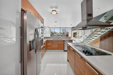 2950 NE 188th Street Aventura FL 33180