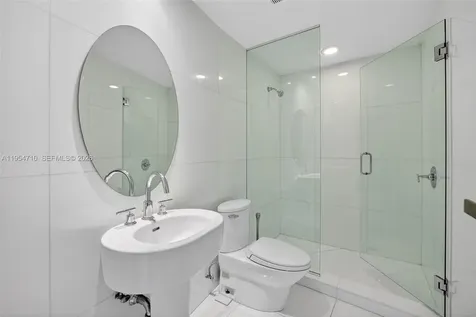 2950 NE 188th Street Aventura FL 33180