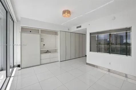 2950 NE 188th Street Aventura FL 33180