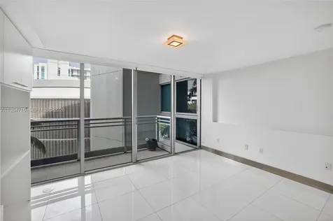 2950 NE 188th Street Aventura FL 33180