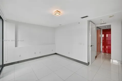 2950 NE 188th Street Aventura FL 33180