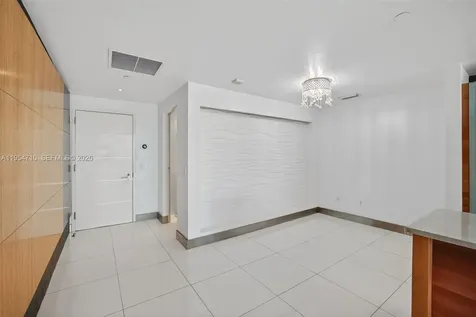 2950 NE 188th Street Aventura FL 33180