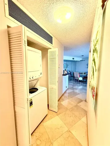 3400 NE 192nd Street Aventura FL 33180