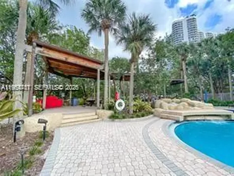 3400 NE 192nd Street Aventura FL 33180