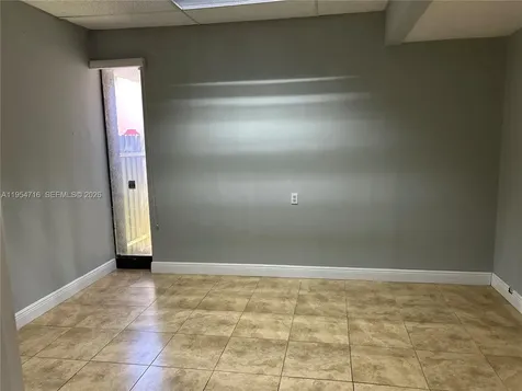 4121 NW 5th Street Plantation FL 33317
