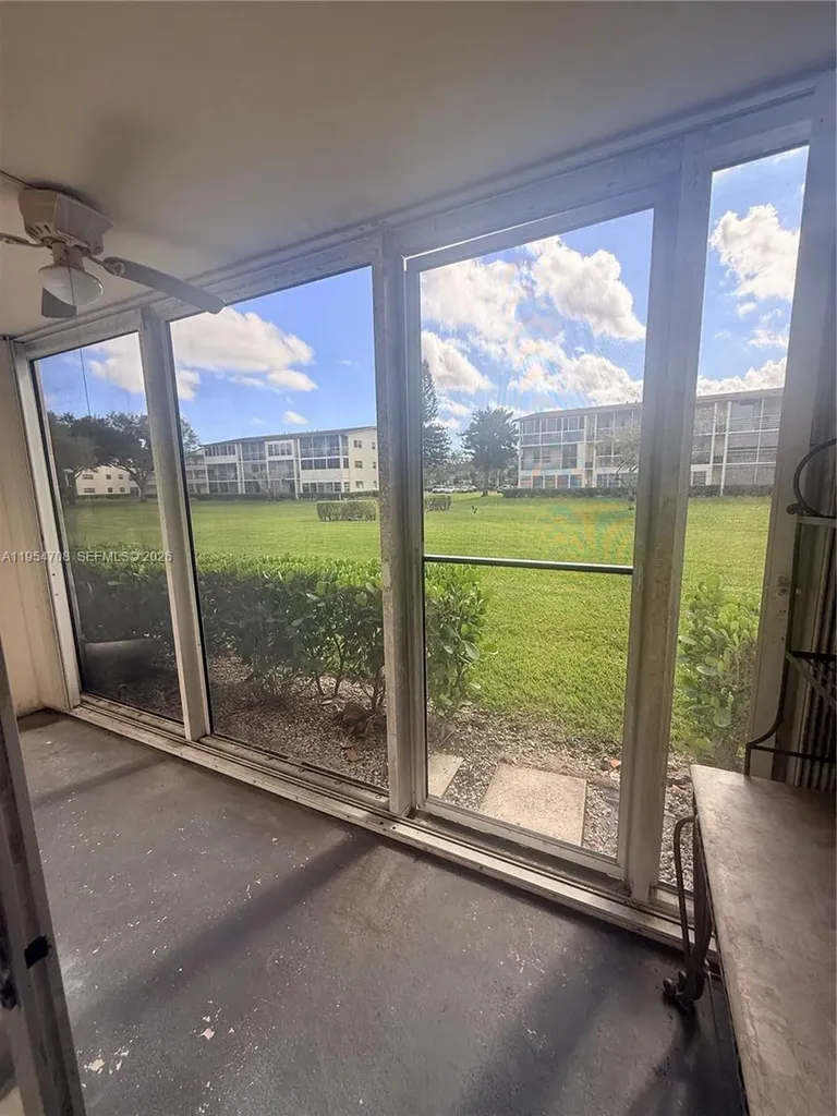 129 Mansfield Boca Raton FL 33434