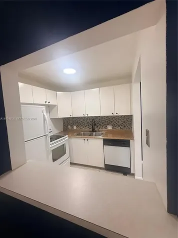 129 Mansfield Boca Raton FL 33434
