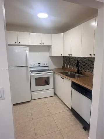 129 Mansfield Boca Raton FL 33434