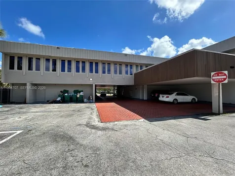 4121 NW 5th Street Plantation FL 33317