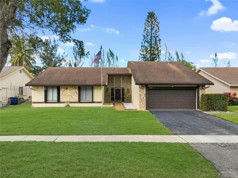8507 NW 54th Court Lauderhill FL 33351