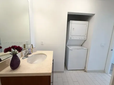 1111 SW 1 Avenue Miami FL 33130