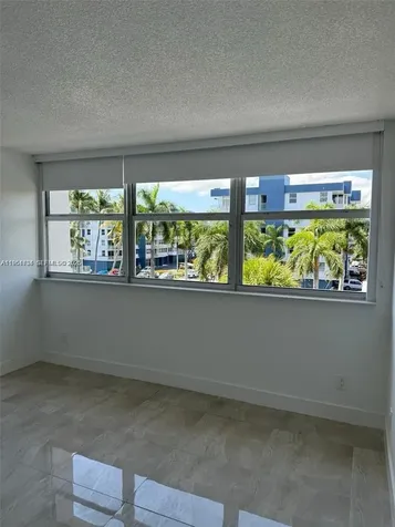 16546 NE 26th Avenue North Miami Beach FL 33160