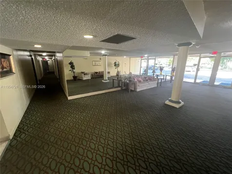 6911 SW 147 Avenue Miami FL 33193