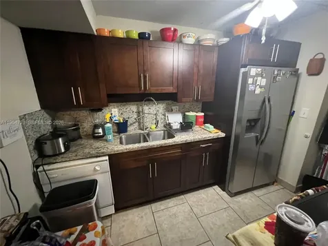 6911 SW 147 Avenue Miami FL 33193