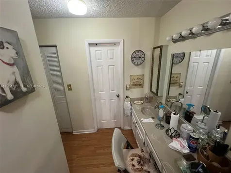 6911 SW 147 Avenue Miami FL 33193