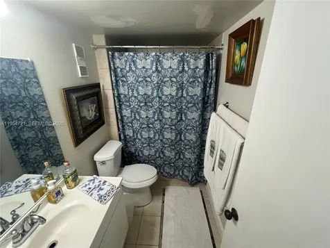 6911 SW 147 Avenue Miami FL 33193