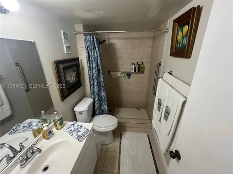 6911 SW 147 Avenue Miami FL 33193