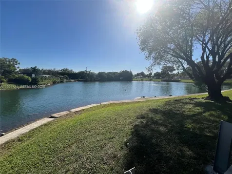 6911 SW 147 Avenue Miami FL 33193