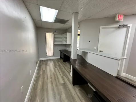 4121 NW 5th Street Plantation FL 33317