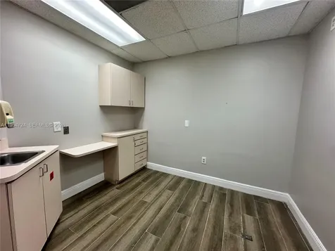 4121 NW 5th Street Plantation FL 33317