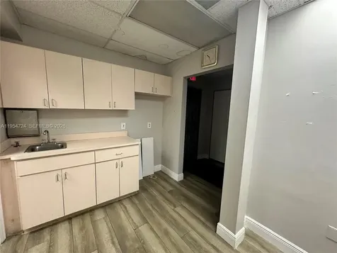 4121 NW 5th Street Plantation FL 33317