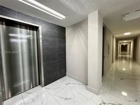 4121 NW 5th Street Plantation FL 33317
