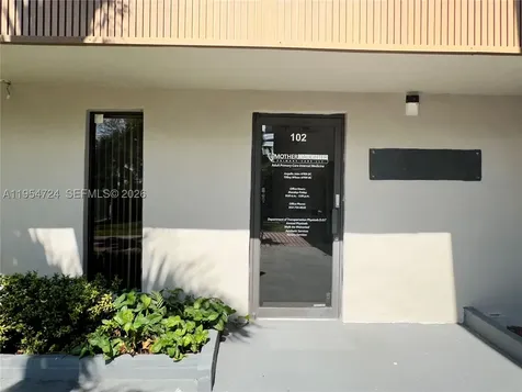 4121 NW 5th Street Plantation FL 33317