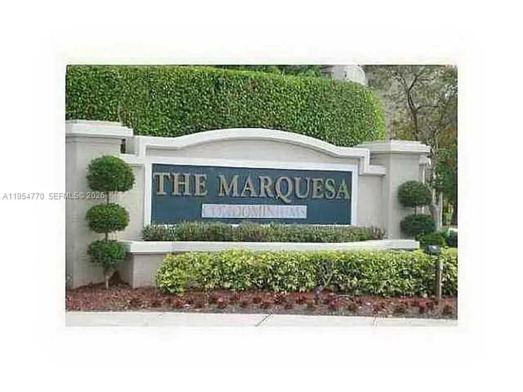 160 SW 117th Terrace Pembroke Pines FL 33025