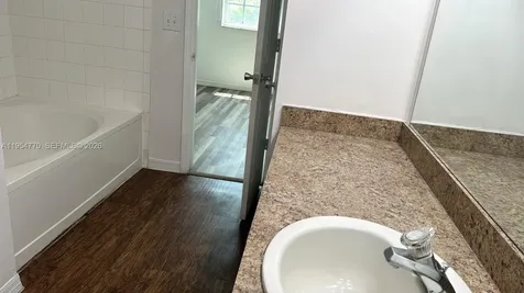 160 SW 117th Terrace Pembroke Pines FL 33025
