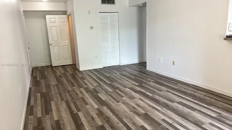160 SW 117th Terrace Pembroke Pines FL 33025