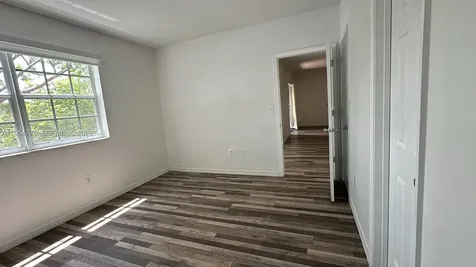 160 SW 117th Terrace Pembroke Pines FL 33025