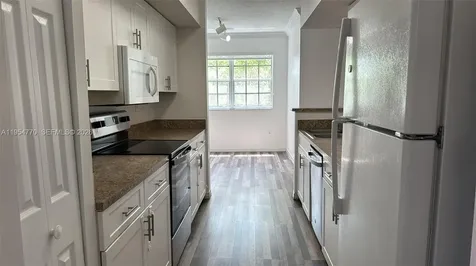 160 SW 117th Terrace Pembroke Pines FL 33025