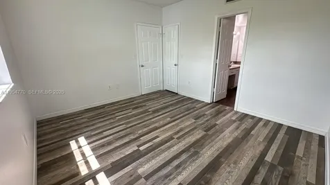 160 SW 117th Terrace Pembroke Pines FL 33025