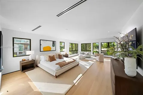 222 E Rivo Alto Drive Miami Beach FL 33139