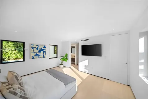 222 E Rivo Alto Drive Miami Beach FL 33139