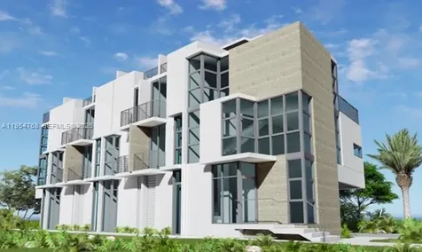 2130 Verdun Drive Miami Beach FL 33141